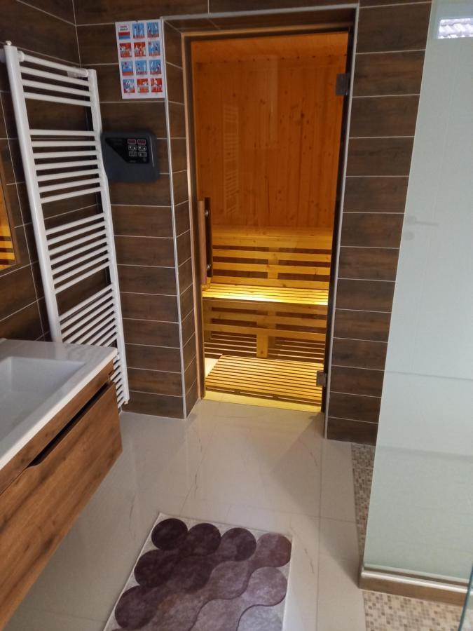 Apartments Natural And Bungalows 2 サラエヴォ エクステリア 写真