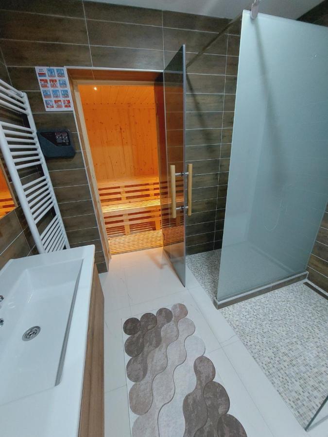 Apartments Natural And Bungalows 2 サラエヴォ エクステリア 写真