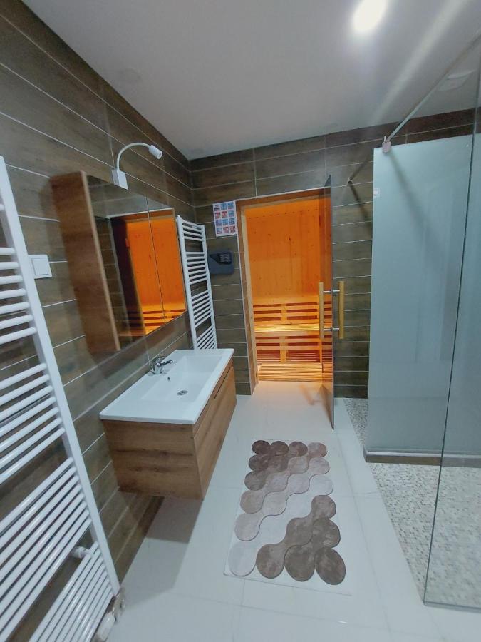 Apartments Natural And Bungalows 2 サラエヴォ エクステリア 写真