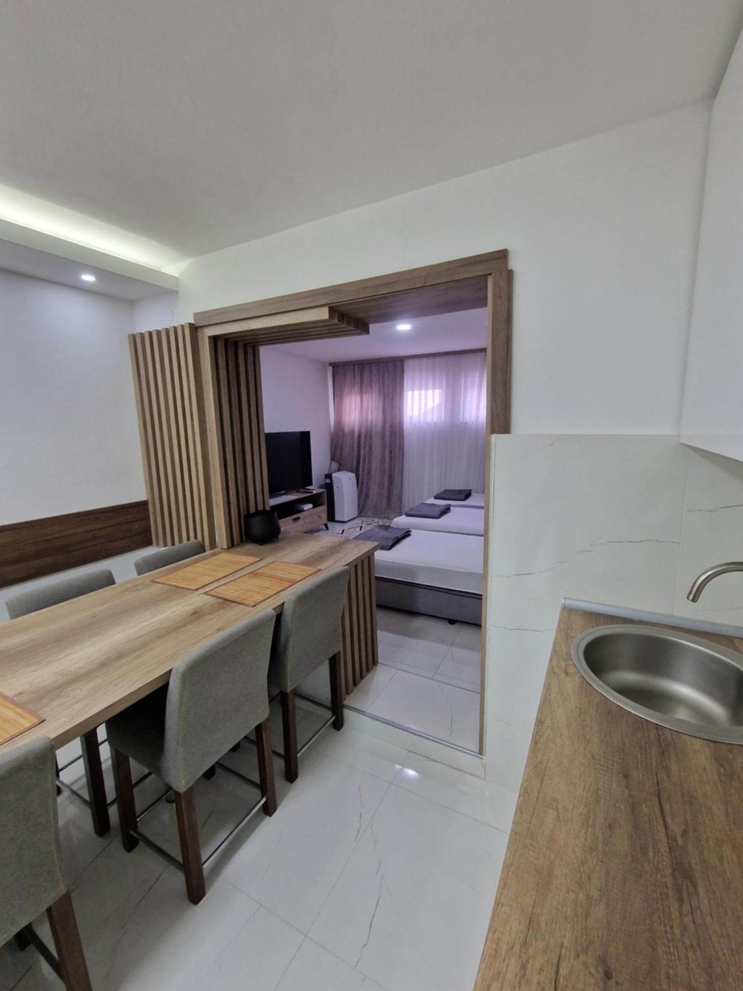 Apartments Natural And Bungalows 2 サラエヴォ エクステリア 写真
